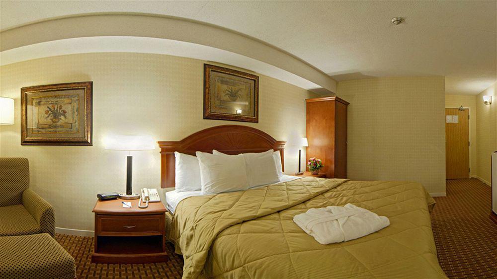 Spark By Hilton Toronto Маркъм Екстериор снимка